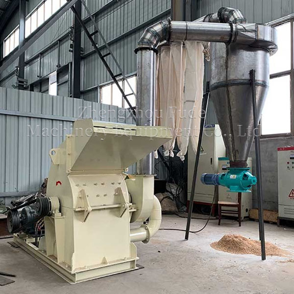 Sawdust crusher