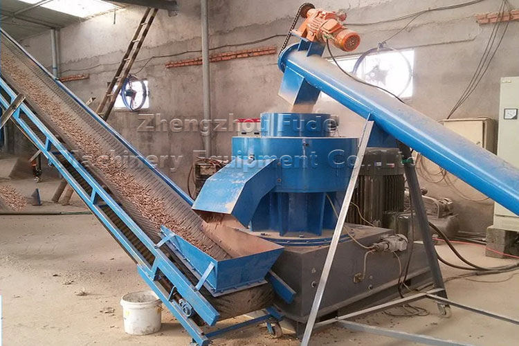 Biomass pellet machine